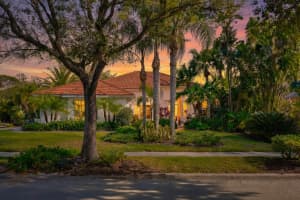 441 VILLAGE DRIVE, TARPON SPRINGS, FL 34689 - MLS#MFRTB8462325