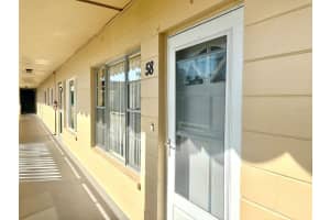 2040 WORLD PARKWAY BOULEVARD, CLEARWATER, FL 33763 - MLS#MFRTB8462356