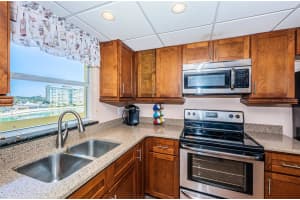 4750 COVE CIRCLE, ST PETERSBURG, FL 33708 - MLS#MFRTB8462376