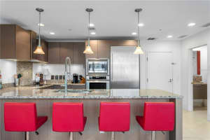 175 1ST STREET, ST PETERSBURG, FL 33701 - MLS#MFRTB8462392