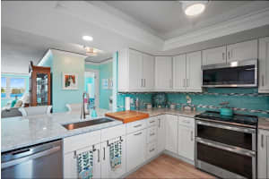 5200 BRITTANY DRIVE, ST PETERSBURG, FL 33715 - MLS#MFRTB8462404