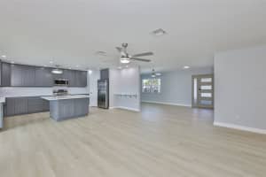 1018 SILVER PALM WAY, APOLLO BEACH, FL 33572 - MLS#MFRTB8462406