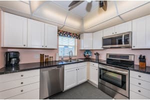 4725 COVE CIRCLE, ST PETERSBURG, FL 33708 - MLS#MFRTB8462437