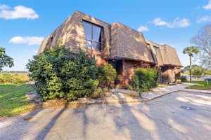 1836 CRYSTAL LAKE DRIVE, LAKELAND, FL 33801 - MLS#MFRTB8462482