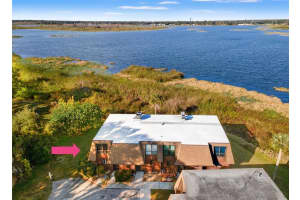 1836 CRYSTAL LAKE DRIVE, LAKELAND, FL 33801 - MLS#MFRTB8462482