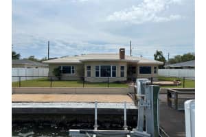 21 PARADISE LANE, TREASURE ISLAND, FL 33706 - MLS#MFRTB8462603