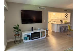 36750 US HIGHWAY 19 N #3-203, PALM HARBOR, FL 34683 - MLS#MFRTB8462725