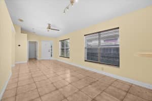 6052 POINTE PLEASANT BOULEVARD, WESLEY CHAPEL, FL 33545 - MLS#MFRTB8462787