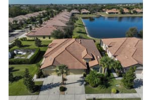 5404 SUNSET FALLS DRIVE, APOLLO BEACH, FL 33572 - MLS#MFRTB8462803