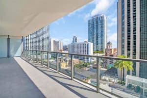 275 1ST AVENUE S #1104, ST PETERSBURG, FL 33701 - MLS#MFRTB8462814