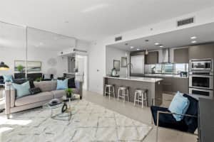 175 1ST STREET, ST PETERSBURG, FL 33701 - MLS#MFRTB8462817