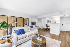 2681 SABAL SPRINGS CIRCLE, CLEARWATER, FL 33761 - MLS#MFRTB8462885