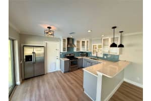 6957 18TH STREET, ST PETERSBURG, FL 33702 - MLS#MFRTB8462893