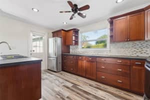 11017 64TH TERRACE, SEMINOLE, FL 33772 - MLS#MFRTB8462943