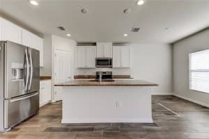 5050 SUNCATCHER DRIVE, WESLEY CHAPEL, FL 33545 - MLS#MFRTB8462958