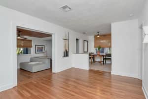 6208 JONES ROAD, TAMPA, FL 33611 - MLS#MFRTB8462960