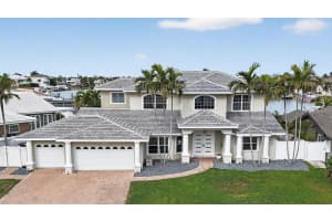 1073 79TH STREET, ST PETERSBURG, FL 33707 - MLS#MFRTB8462975