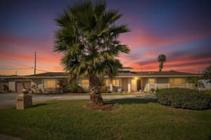 6518 Debbie Ln S, ST PETERSBURG