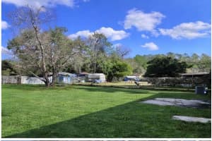 27319 DALE AVENUE, BROOKSVILLE, FL 34602 - MLS#MFRTB8462988