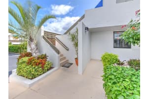 723 BAYPORT WAY, LONGBOAT KEY, FL 34228 - MLS#MFRTB8463039