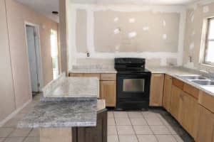 634 STRAIN BOULEVARD, LAKELAND, FL 33815 - MLS#MFRTB8463053