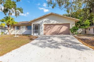 8427 BRANDEIS CIRCLE, SARASOTA, FL 34243 - MLS#MFRTB8463107