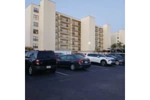 1000 Cove Cay Dr #3b, CLEARWATER