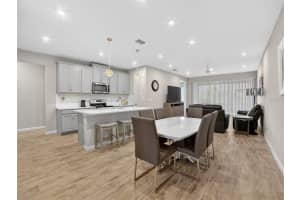 3775 MAXWELL PARK DRIVE, SUN CITY CENTER, FL 33573 - MLS#MFRTB8463147