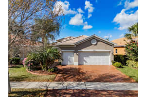 4916 GRAND BANKS DRIVE, WIMAUMA, FL 33598 - MLS#MFRTB8463197