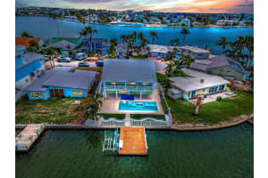 804 BAY POINT DRIVE, MADEIRA BEACH, FL 33708 - MLS#MFRTB8463198