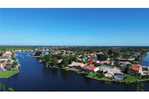 4804 LONGWATER WAY, TAMPA, FL 33615 - MLS#MFRTB8463205