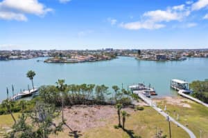 636 SUNSET DRIVE, ST PETERSBURG, FL 33707 - MLS#MFRTB8463207