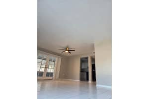 708 LAKEWOOD AVENUE, TAMPA, FL 33613 - MLS#MFRTB8463238