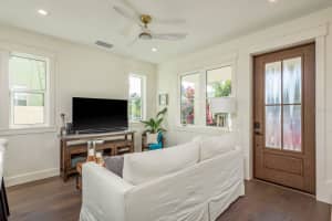 927 6TH STREET, ST PETERSBURG, FL 33701 - MLS#MFRTB8463248