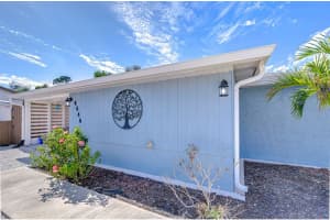 4444 17TH STREET, BRADENTON, FL 34207 - MLS#MFRTB8463317