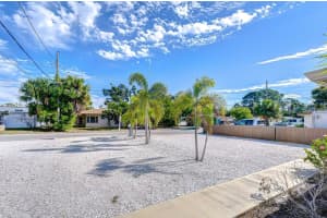 4444 17TH STREET, BRADENTON, FL 34207 - MLS#MFRTB8463321