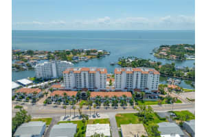 1325 Snell Isle Blvd Ne #810, ST PETERSBURG