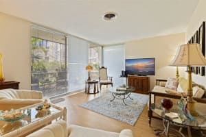 1036 NORTH SHORE DRIVE, ST PETERSBURG, FL 33701 - MLS#MFRTB8463460