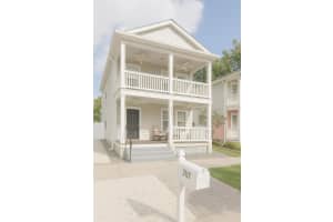 2117 SPRUCE STREET, TAMPA, FL 33607 - MLS#MFRTB8463467