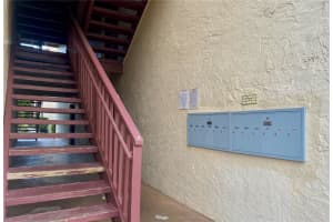 3845 LAKE DRIVE, TAMPA, FL 33614 - MLS#MFRTB8463478