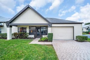 945 Rosewood Ln, PALM HARBOR