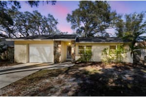 727 Locust St, TARPON SPRINGS