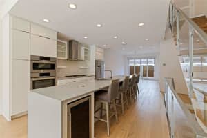 233 4TH AVENUE, ST PETERSBURG, FL 33701 - MLS#MFRTB8463617