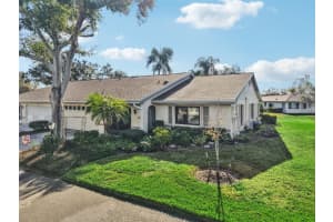 2322 Lancaster Dr, SUN CITY CENTER