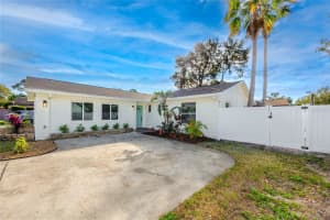 8808 90th Way N, LARGO 8808 90th Way N, LARGO