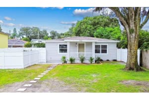 2302 W Idlewild Ave, TAMPA