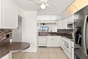 7700 SUN ISLAND DRIVE, SOUTH PASADENA, FL 33707 - MLS#MFRTB8463844