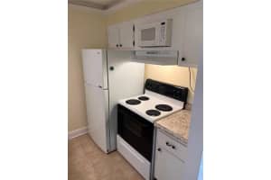 200 BAYSHORE BOULEVARD, CLEARWATER, FL 33759 - MLS#MFRTB8463858