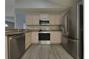 MLS# MFRTB8463922, Altamonte Springs, Florida 32714