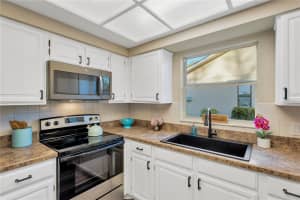 1803 GOLFVIEW DRIVE, PLANT CITY, FL 33566 - MLS#MFRTB8463949